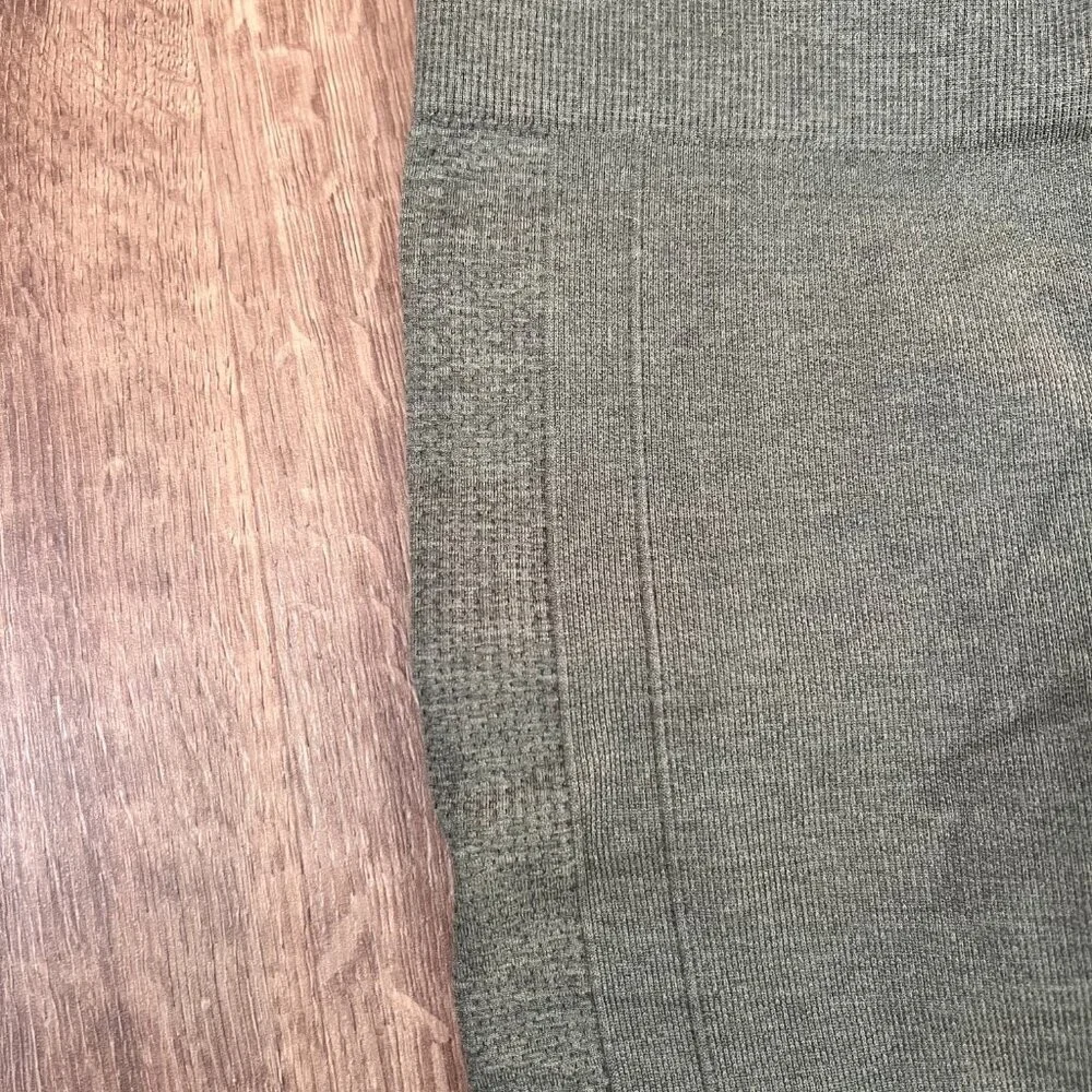 Lululemon Q5 Compression Leggings Olive Green Sz 4 - Picture 11 of 14